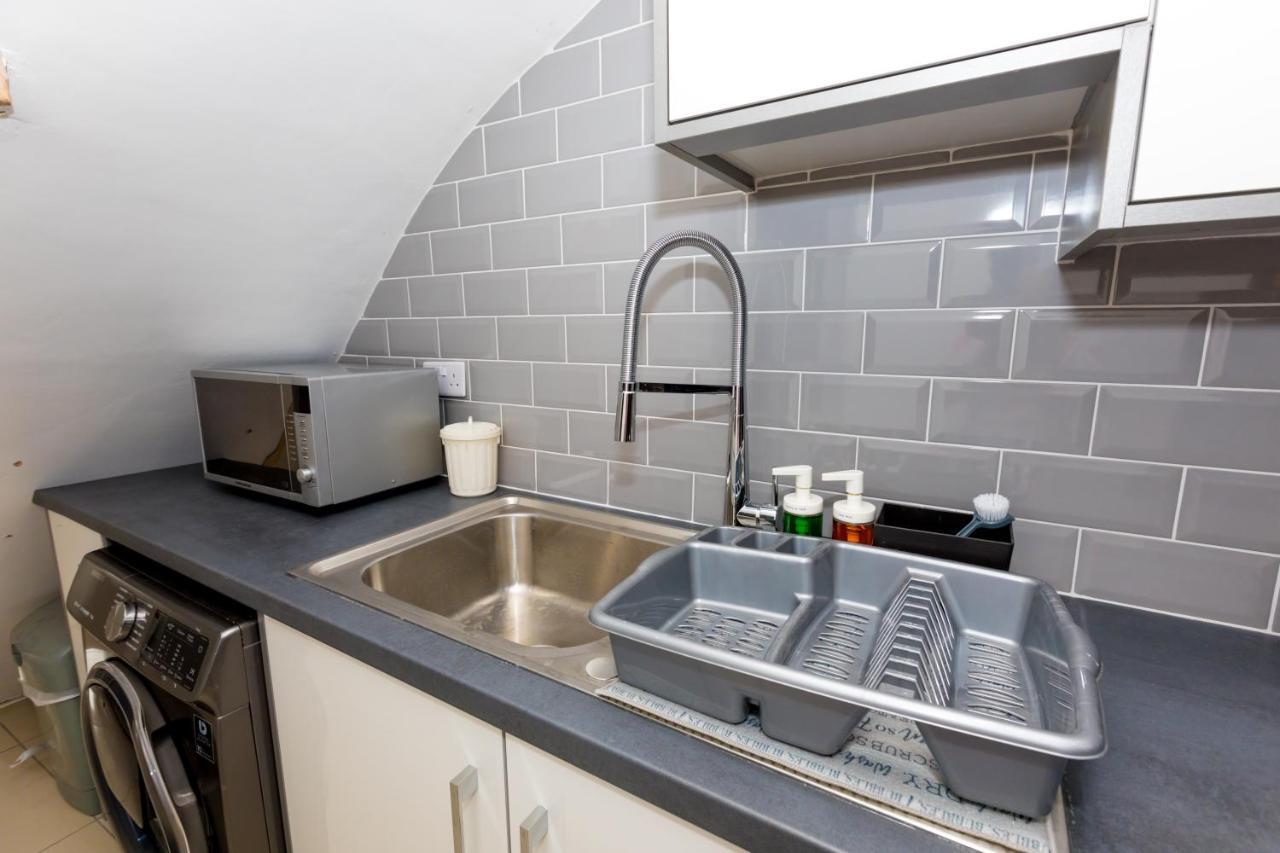 Comfortable Stay In Shirley, Solihull - Room-2 Экстерьер фото
