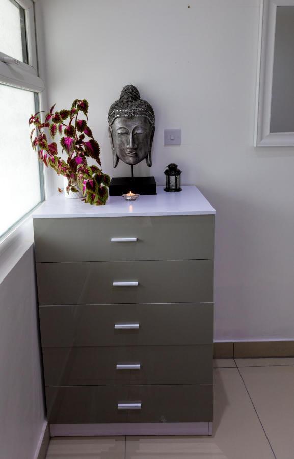 Comfortable Stay In Shirley, Solihull - Room-2 Экстерьер фото
