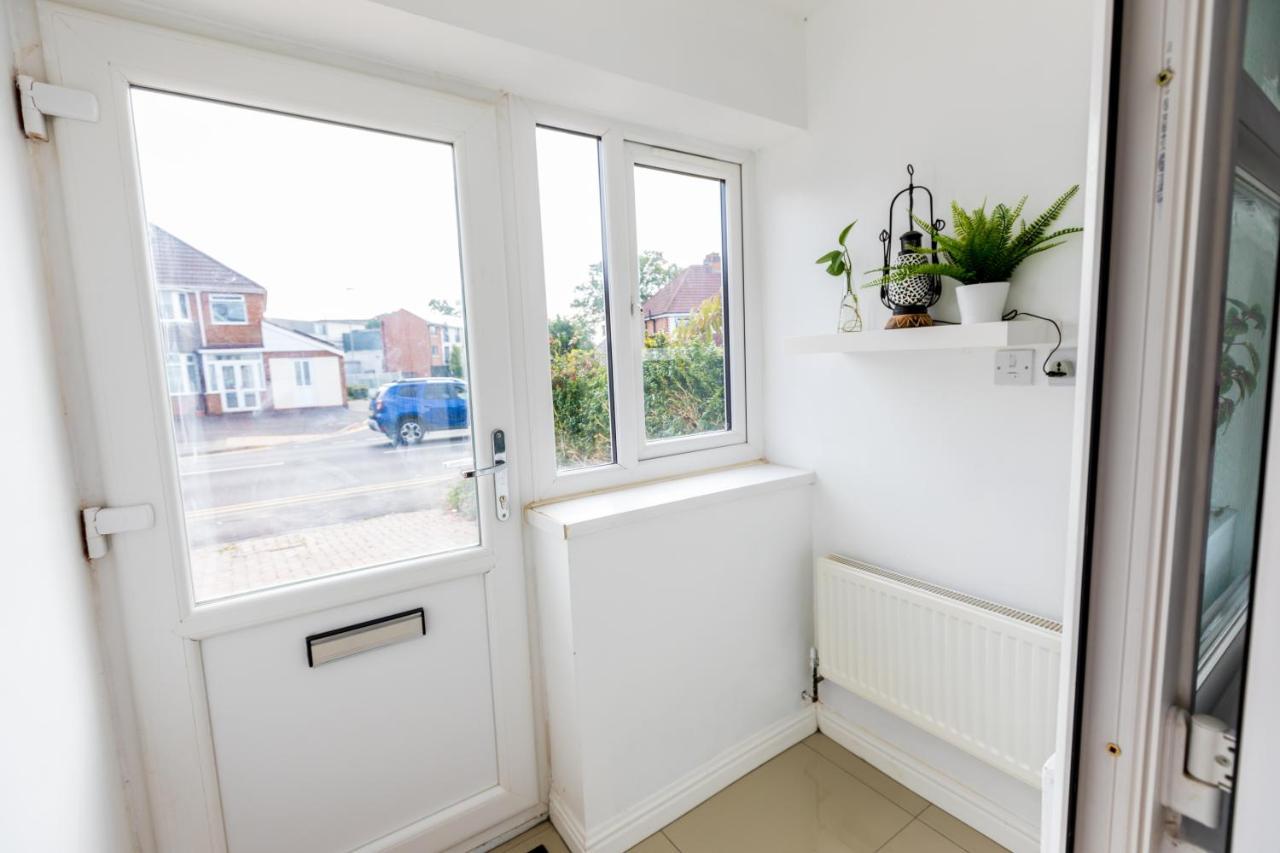 Comfortable Stay In Shirley, Solihull - Room-2 Экстерьер фото