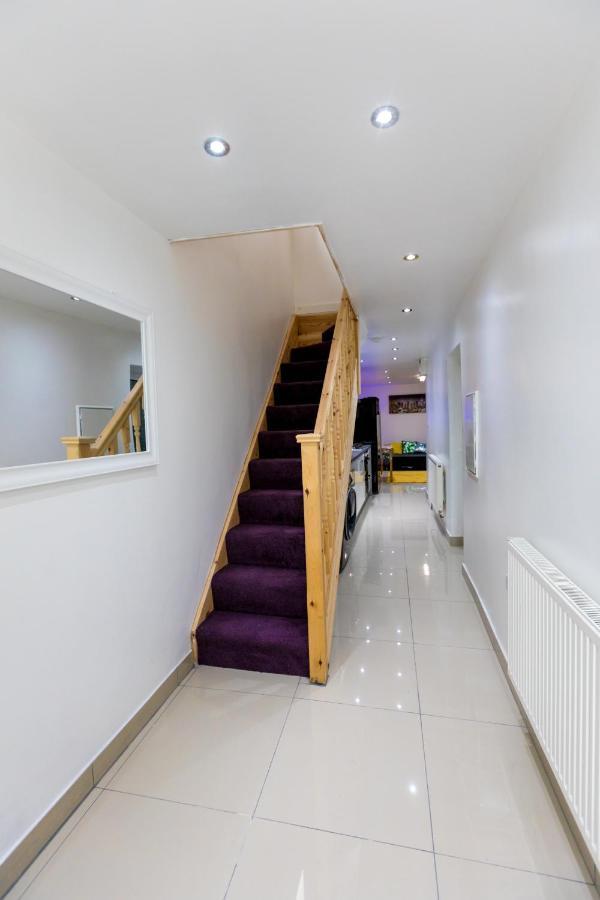 Comfortable Stay In Shirley, Solihull - Room-2 Экстерьер фото