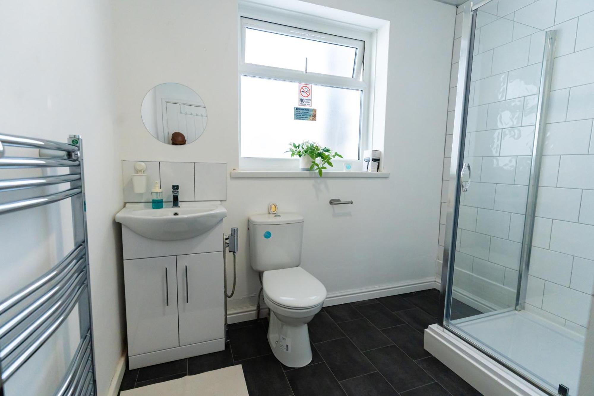 Comfortable Stay In Shirley, Solihull - Room-2 Экстерьер фото